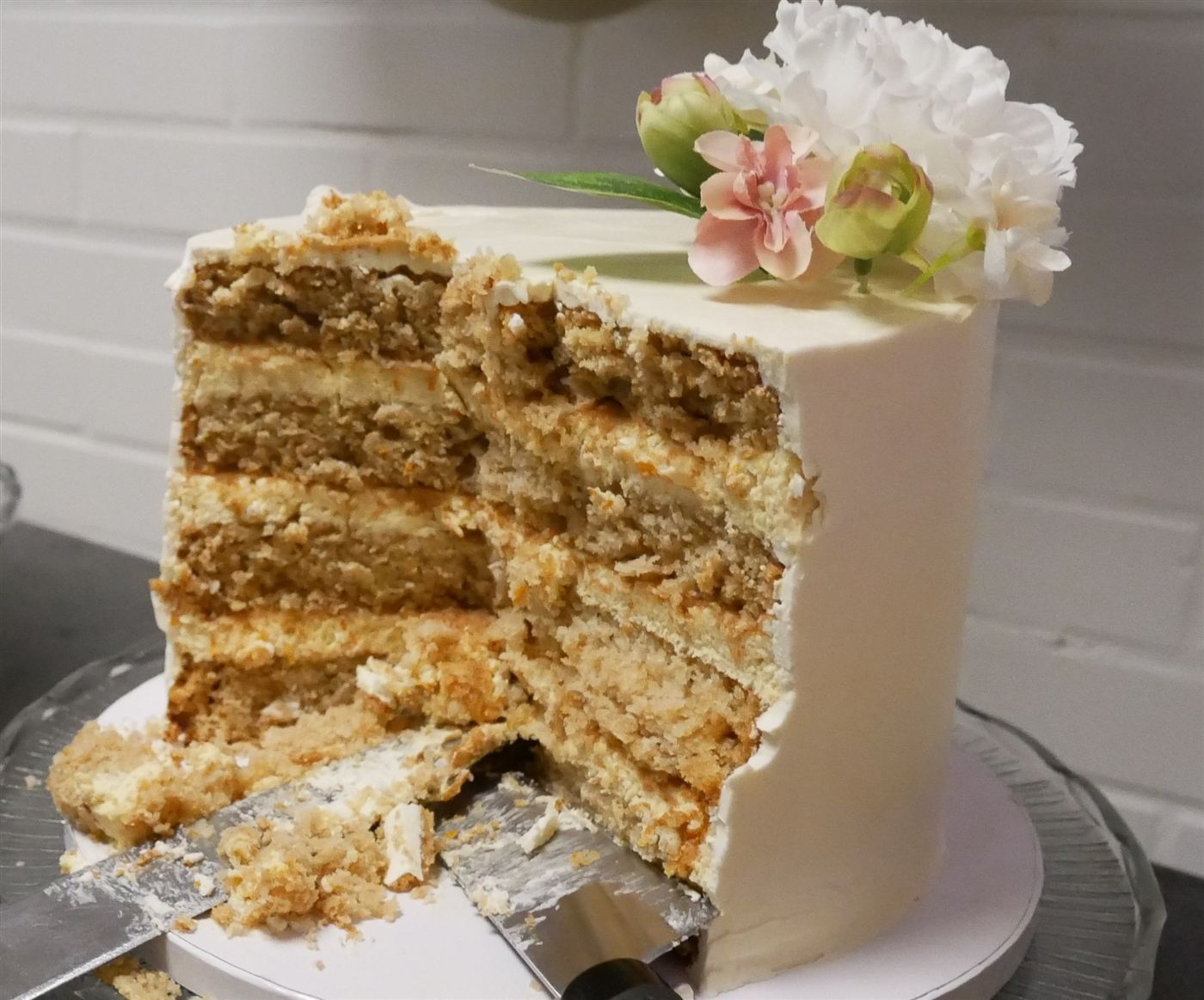 Vegaaninen tilaustorttu Kangasala – kotileipomo Bakesteri Suorama